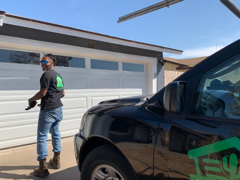 Quality garage door service in Arizona